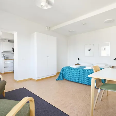 Töölö Towers Aparthotel 4*